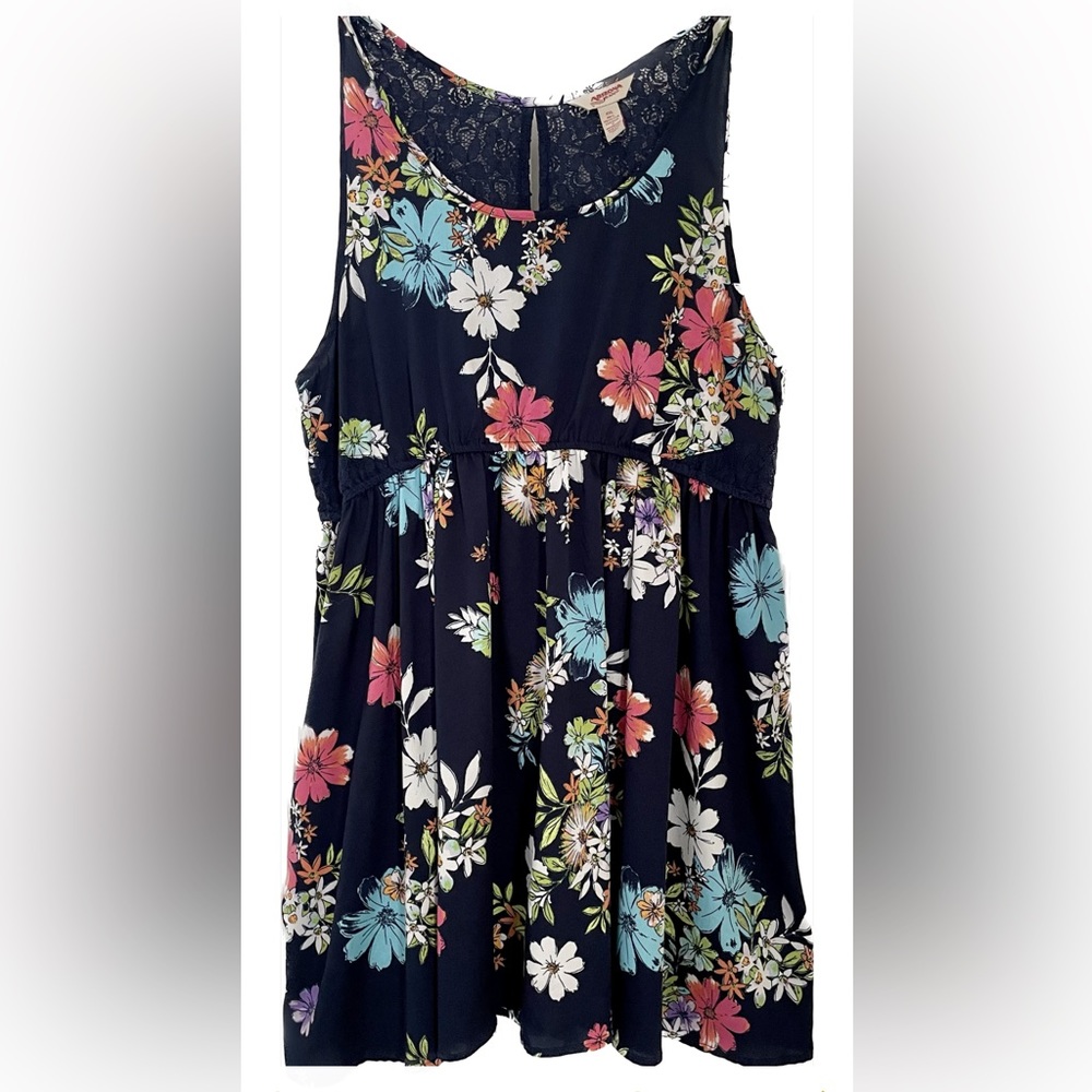ARIZONA DRESS/SWIMSUIT COVERUP. FLORAL WITH ELASTIC WAIST. PULL OVER HEAD STYLE